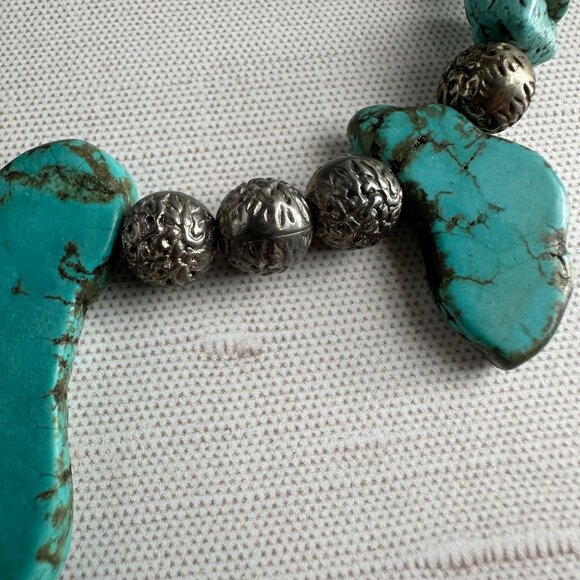 Turquoise Blue Magnesite Beaded Necklace 20” Boho Southwestern Jewelry - Picture 9 of 15